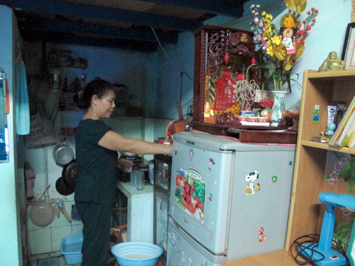 Lo ăn, lo ở cho công nhân ảnh 1